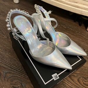 Karl Lagerfeld Shelli women’s pumps.metallic silver. Size 9.5